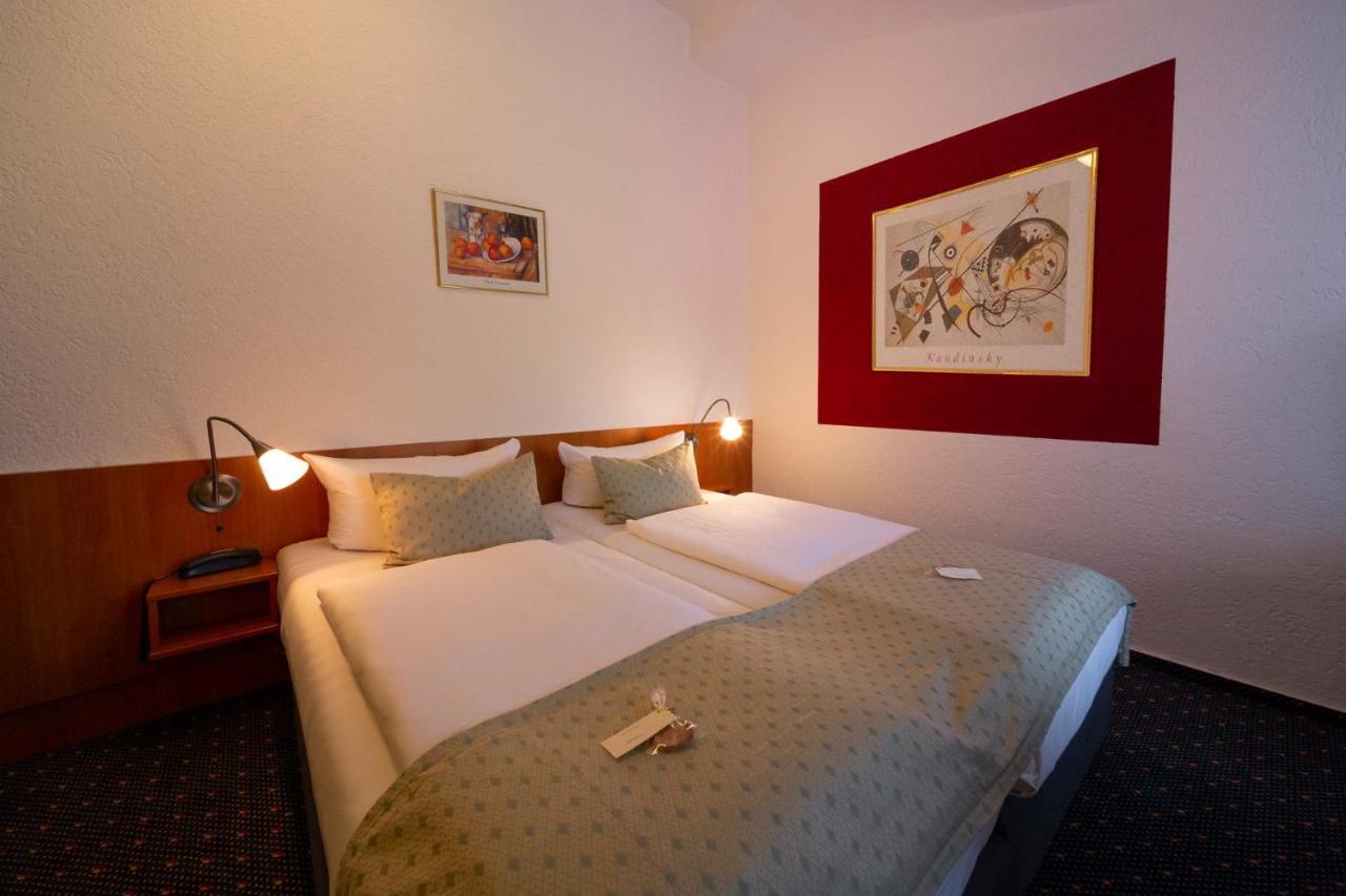 Parkhotel Obertshausen Extérieur photo